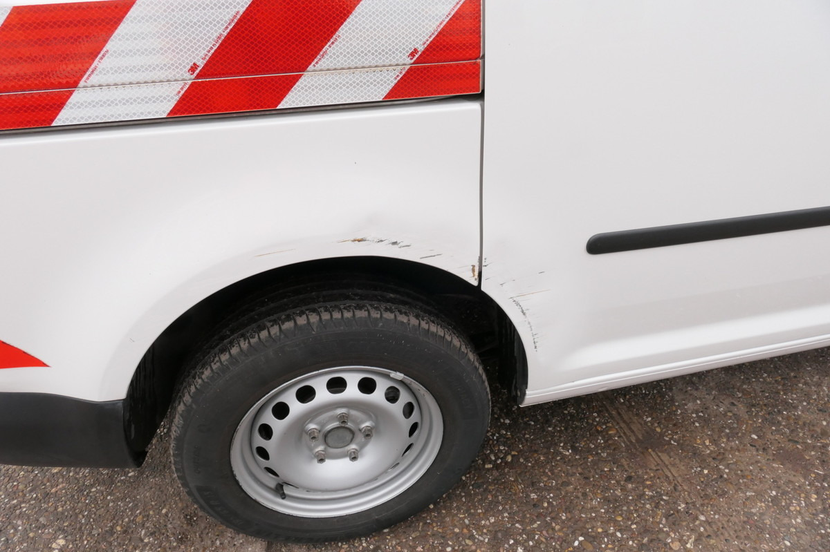 Mazs furgons VW Caddy 1,6 TDI Typ 2K Automatik Klima Sortimo Wer: foto 7