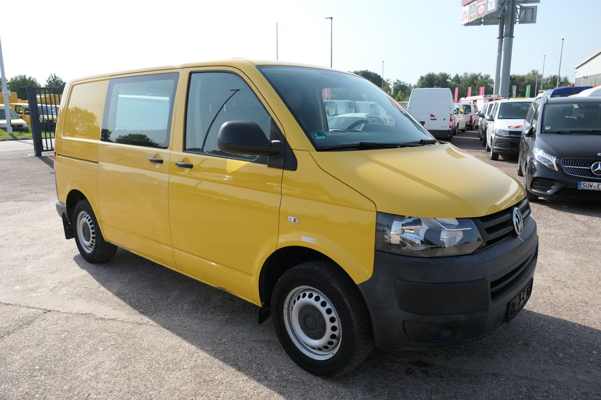 VW T5 Transporter 2.0 TDI 2-Sitzer CoC 2xSCHIEBETÜR - Mazs furgons: foto 1 VW T5 Transporter 2.0 TDI 2-Sitzer CoC 2xSCHIEBETÜR - Mazs furgons: foto 1
