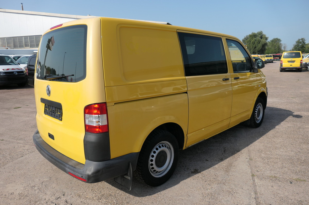 VW T5 Transporter 2.0 TDI 2-Sitzer CoC 2xSCHIEBETÜR - Mazs furgons: foto 4 VW T5 Transporter 2.0 TDI 2-Sitzer CoC 2xSCHIEBETÜR - Mazs furgons: foto 4