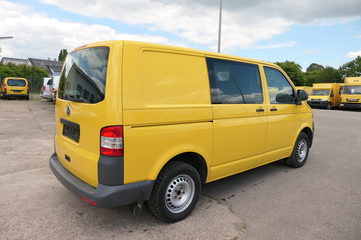 VW T5 Transporter 2.0 TDI 2-Sitzer PARKTRONIK EURO5 - Mazs furgons: foto 4 VW T5 Transporter 2.0 TDI 2-Sitzer PARKTRONIK EURO5 - Mazs furgons: foto 4