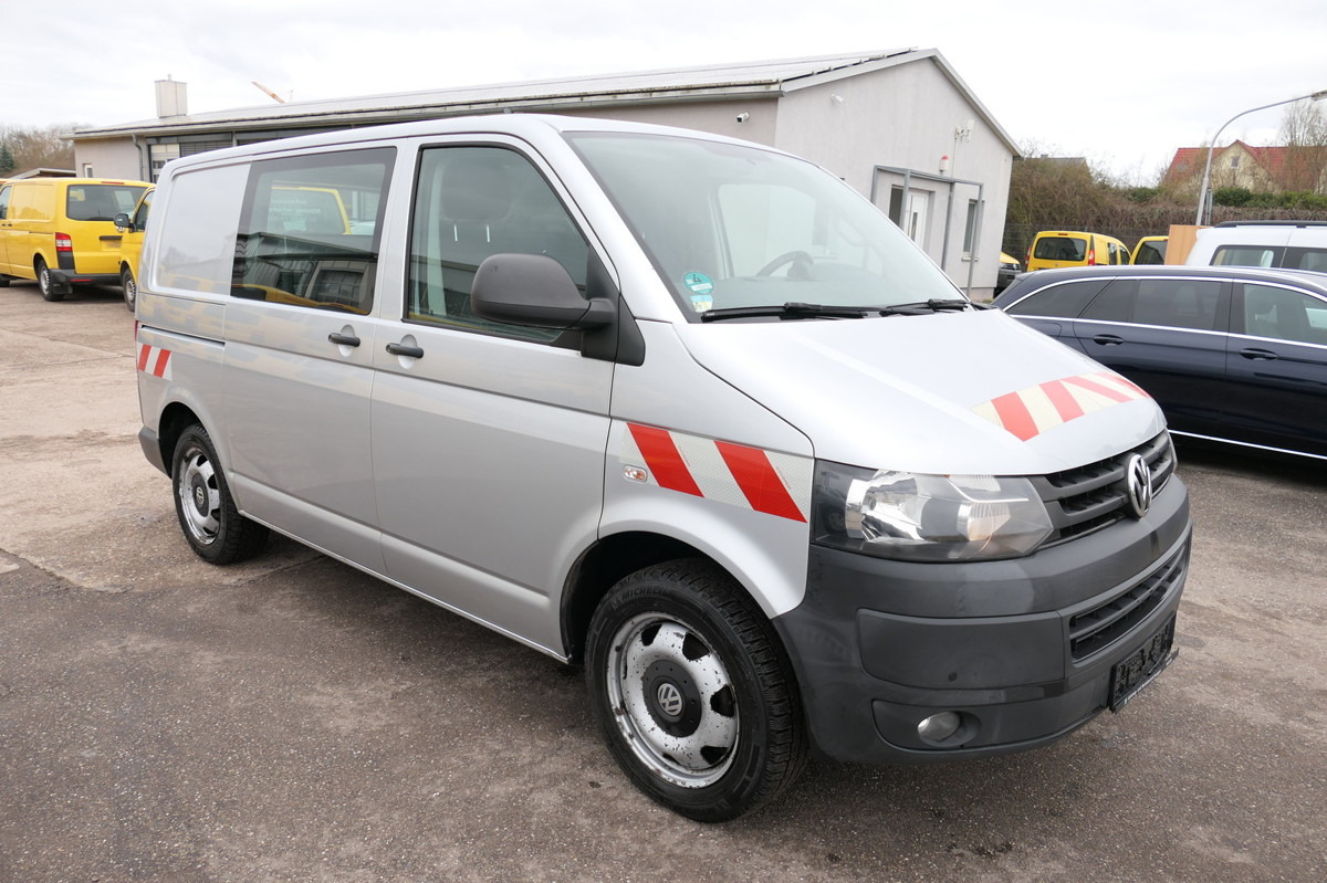 VW T5 Transporter 2.0 TDI 2Sitzer 4Motion AHK KLIMA - Mazs furgons: foto 3 VW T5 Transporter 2.0 TDI 2Sitzer 4Motion AHK KLIMA - Mazs furgons: foto 3