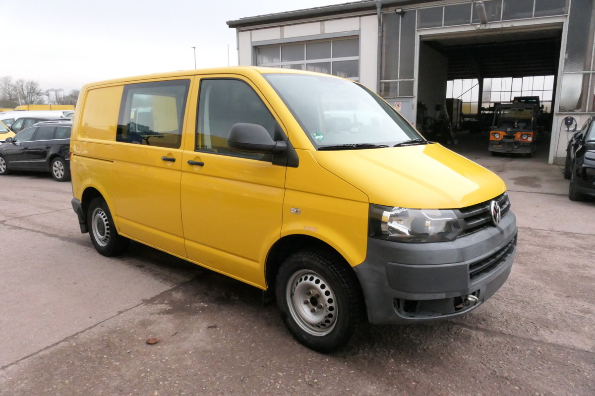 VW T5 Transporter 2.0 TDI PARKTRONIK EURO-5 2xSCHIE - Mazs furgons: foto 2 VW T5 Transporter 2.0 TDI PARKTRONIK EURO-5 2xSCHIE - Mazs furgons: foto 2
