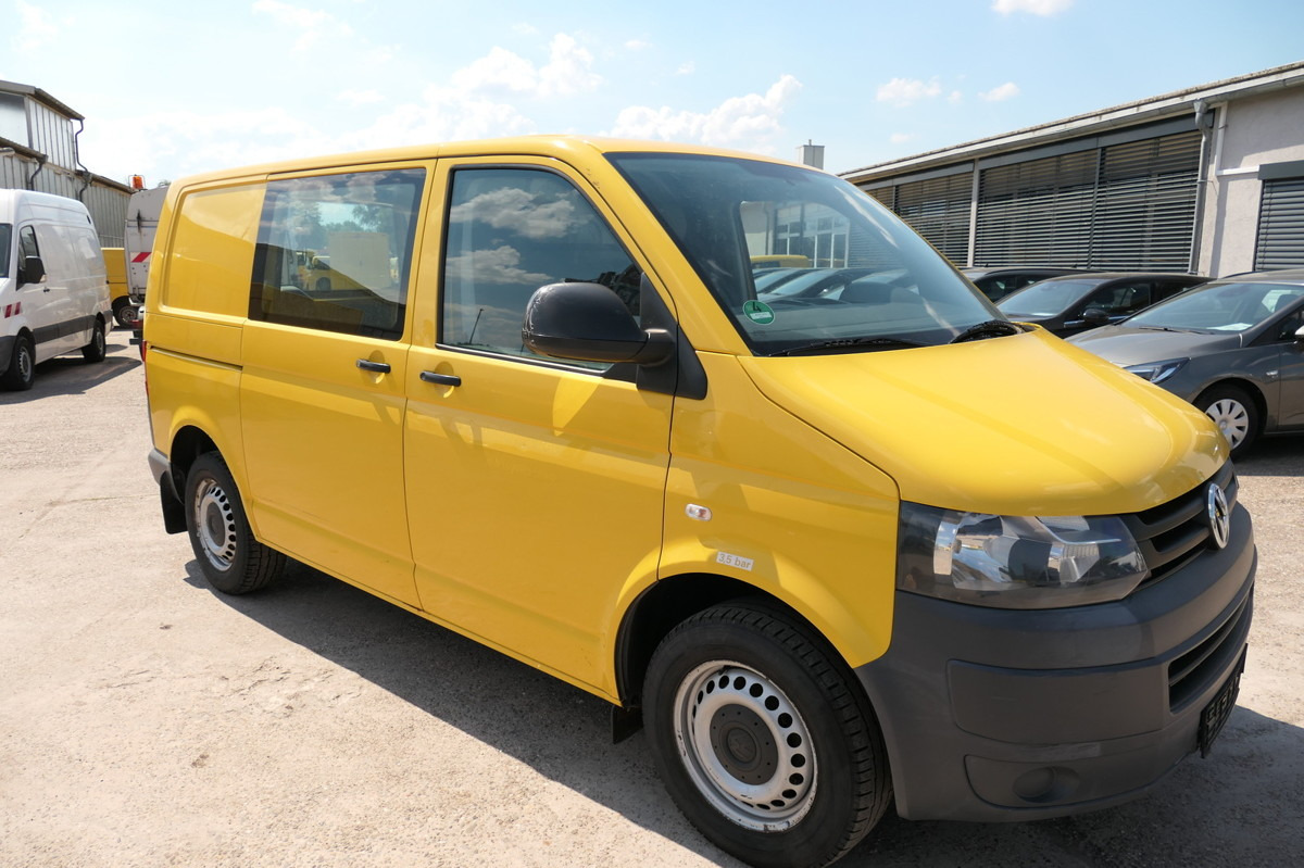 VW T5 Transporter 2.0 TDI PARKTRONIK EURO-5 2xSCHIE - Mazs furgons: foto 2 VW T5 Transporter 2.0 TDI PARKTRONIK EURO-5 2xSCHIE - Mazs furgons: foto 2