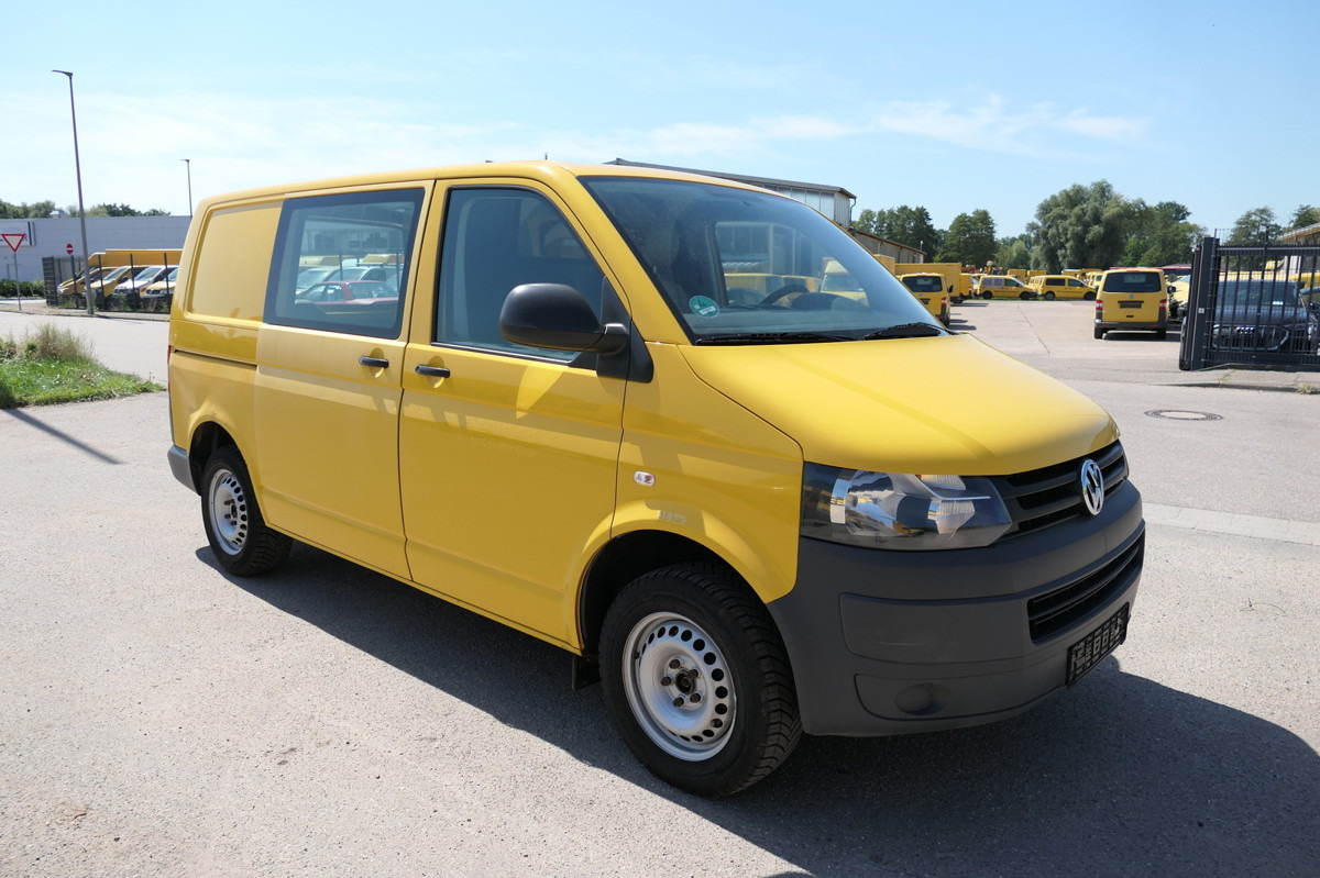 VW T5 Transporter 2.0 TDI PARKTRONIK EURO-5 2xSCHIE - Mazs furgons: foto 3 VW T5 Transporter 2.0 TDI PARKTRONIK EURO-5 2xSCHIE - Mazs furgons: foto 3
