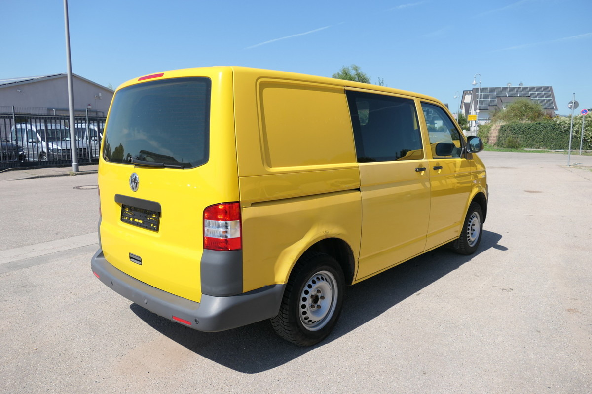 VW T5 Transporter 2.0 TDI PARKTRONIK EURO-5 2xSCHIE - Mazs furgons: foto 4 VW T5 Transporter 2.0 TDI PARKTRONIK EURO-5 2xSCHIE - Mazs furgons: foto 4