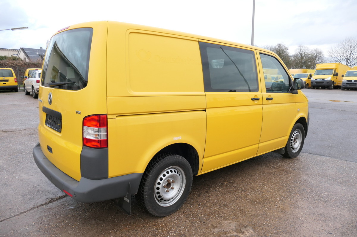 VW T5 Transporter 2.0 TDI PARKTRONIK EURO-5 2xSCHIE - Mazs furgons: foto 4 VW T5 Transporter 2.0 TDI PARKTRONIK EURO-5 2xSCHIE - Mazs furgons: foto 4