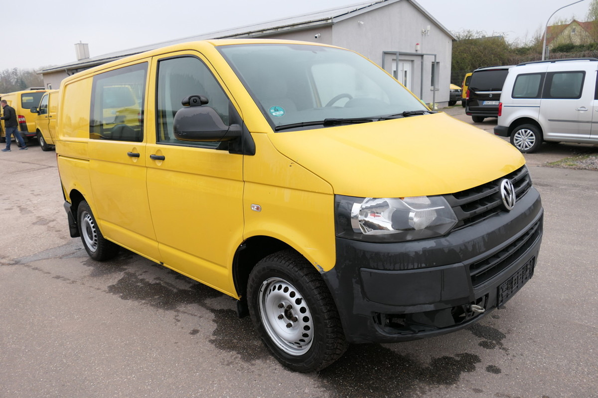 VW T5 Transporter 2.0 TDI PARKTRONIK EURO-5 2xSCHIE - Mazs furgons: foto 2 VW T5 Transporter 2.0 TDI PARKTRONIK EURO-5 2xSCHIE - Mazs furgons: foto 2