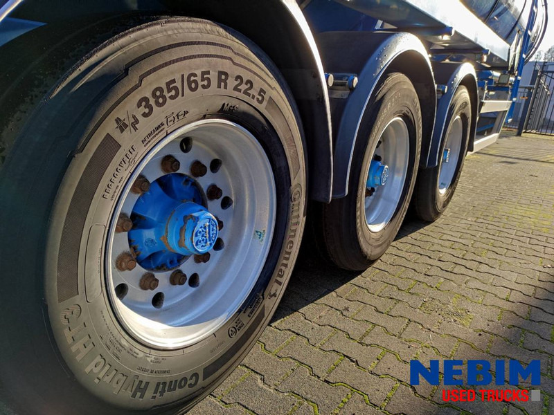 Puspiekabe cisterna LAG O-3-39 T Tank trailer - 32.000ltr: foto 16 Puspiekabe cisterna LAG O-3-39 T Tank trailer - 32.000ltr: foto 16