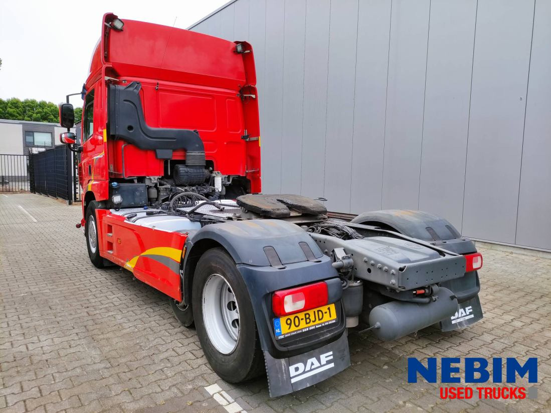 Vilcējs DAF CF 440 6x2 midlift - Space cab: foto 10
