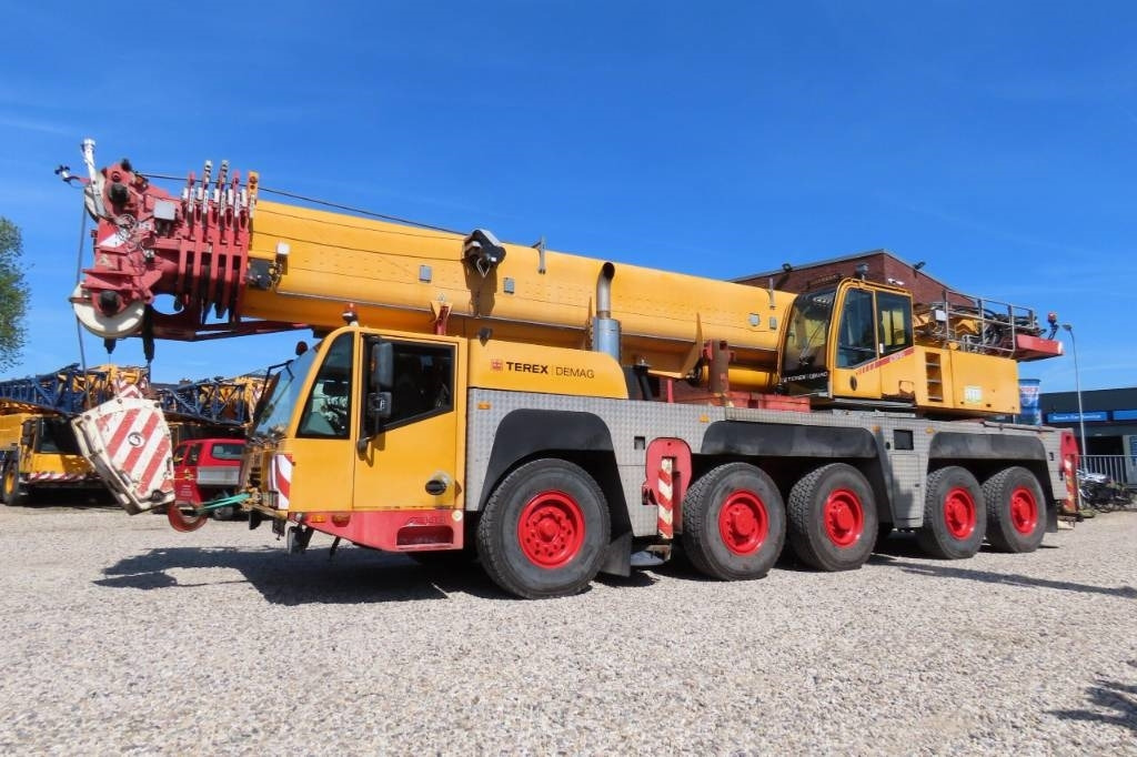 Terex-Demag AC 140 - Visurgājējs celtnis: foto 1 Terex-Demag AC 140 - Visurgājējs celtnis: foto 1