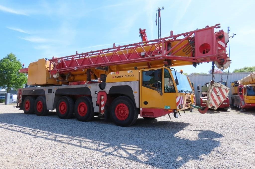 Terex-Demag AC 140 - Visurgājējs celtnis: foto 2 Terex-Demag AC 140 - Visurgājējs celtnis: foto 2