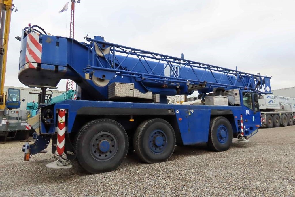 Terex Demag AC 50-1 - Visurgājējs celtnis: foto 4 Terex Demag AC 50-1 - Visurgājējs celtnis: foto 4