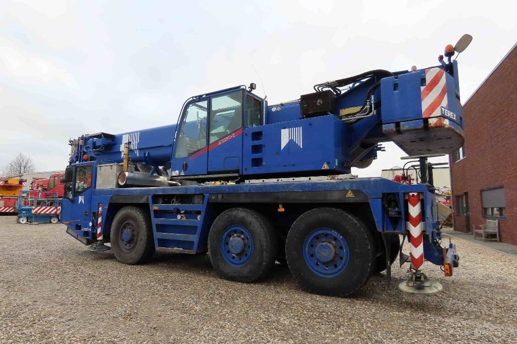 Terex Demag AC 50-1 - Visurgājējs celtnis: foto 3 Terex Demag AC 50-1 - Visurgājējs celtnis: foto 3