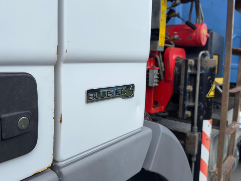 Kravas automašīna pašizgāzējs, Kravas auto ar manipulatoru Mercedes-Benz ACTROS 2632: foto 10