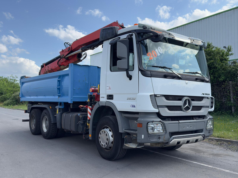 Mercedes-Benz ACTROS 2632 - Kravas automašīna pašizgāzējs, Kravas auto ar manipulatoru: foto 3 Mercedes-Benz ACTROS 2632 - Kravas automašīna pašizgāzējs, Kravas auto ar manipulatoru: foto 3
