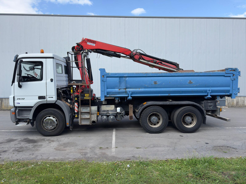 Kravas automašīna pašizgāzējs, Kravas auto ar manipulatoru Mercedes-Benz ACTROS 2632: foto 6
