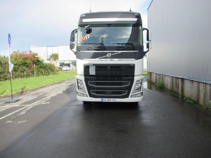 Volvo FH 500 - Vilcējs: foto 2 Volvo FH 500 - Vilcējs: foto 2