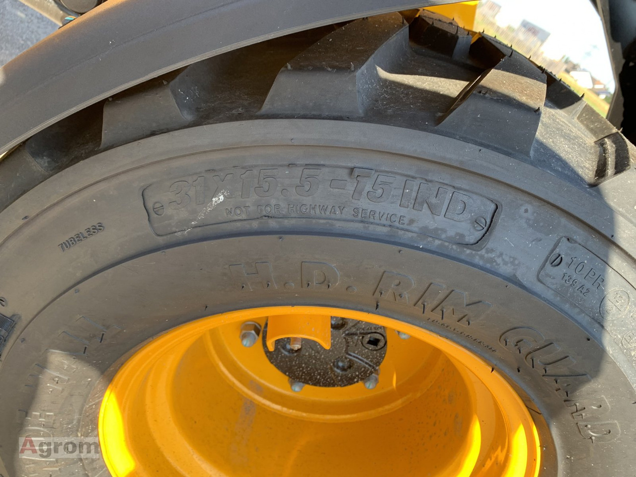 Jaunā Mini iekrāvējs JCB 403 Plus: foto 16