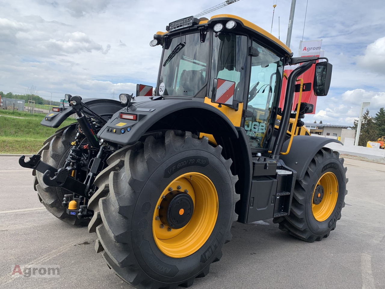 JCB Fastrac 4220 iCON - Traktors: foto 5 JCB Fastrac 4220 iCON - Traktors: foto 5