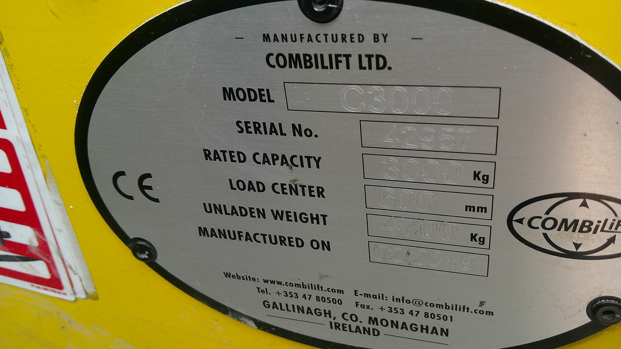 COMBILIFT C3000 CABIN - Sānu autokrāvējs: foto 2 COMBILIFT C3000 CABIN - Sānu autokrāvējs: foto 2