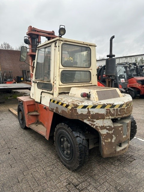 Nissan DF-05-A-60-U - Dīzeļiekrāvējs: foto 5 Nissan DF-05-A-60-U - Dīzeļiekrāvējs: foto 5