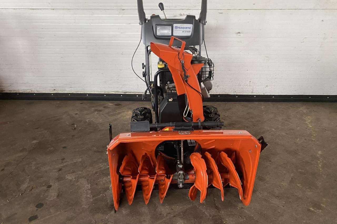 -Kita- Husqvarna ST276EP - Sniega pūtējs: foto 2 -Kita- Husqvarna ST276EP - Sniega pūtējs: foto 2