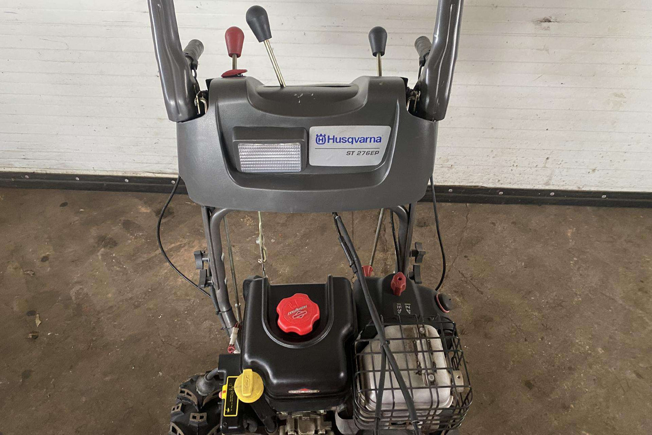 -Kita- Husqvarna ST276EP - Sniega pūtējs: foto 3 -Kita- Husqvarna ST276EP - Sniega pūtējs: foto 3