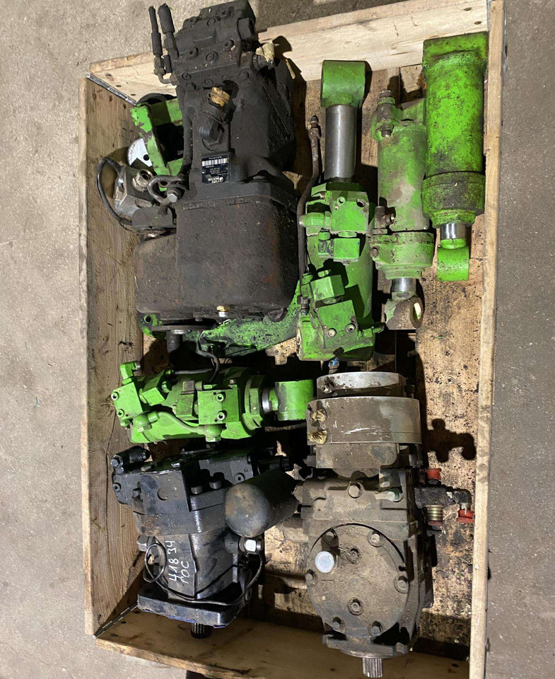 Merlo Merlo - Motora pārsegs - Lauksaimniecības tehnika: foto 2 Merlo Merlo - Motora pārsegs - Lauksaimniecības tehnika: foto 2