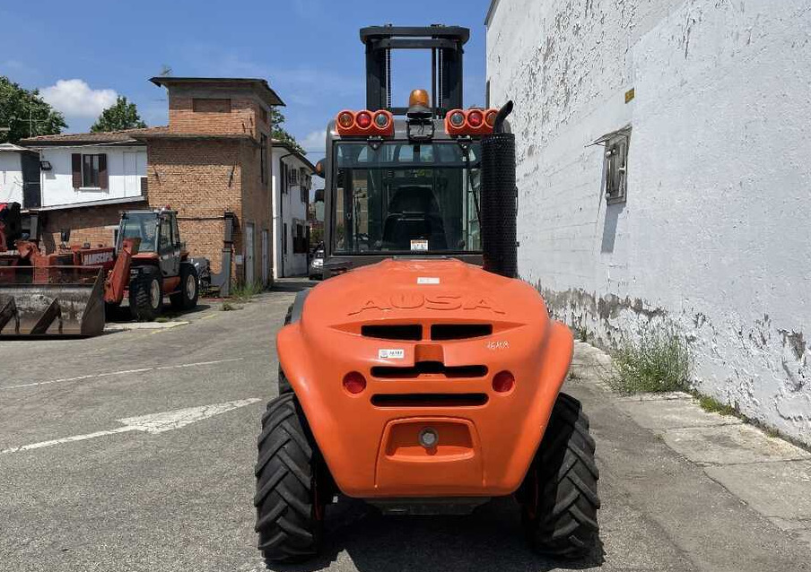 Ausa C 350 H X4 (4400 ore) - Bezceļu autokrāvējs: foto 3 Ausa C 350 H X4 (4400 ore) - Bezceļu autokrāvējs: foto 3