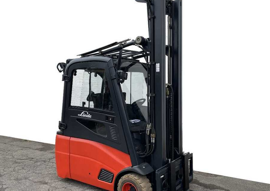 Linde E 18 L-01/386 (batt. NUOVA) - Elektroiekrāvējs: foto 1 Linde E 18 L-01/386 (batt. NUOVA) - Elektroiekrāvējs: foto 1