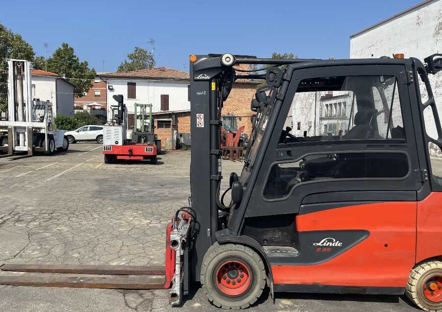 Linde E 35 HL - Elektroiekrāvējs: foto 2 Linde E 35 HL - Elektroiekrāvējs: foto 2