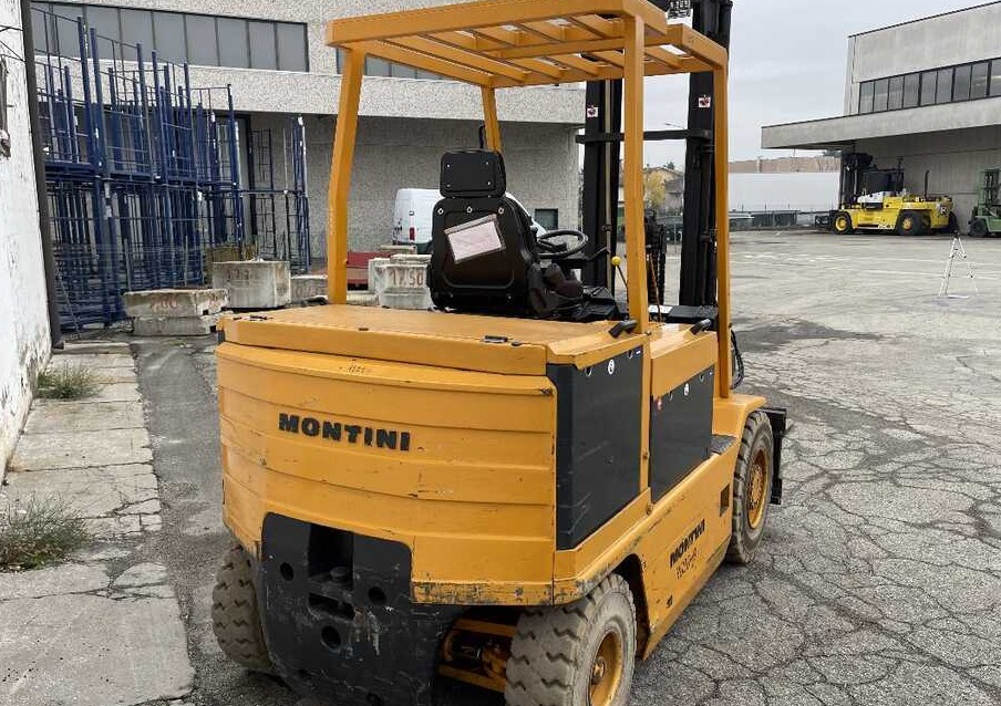 Montini 4000 AE (1000 ore di lavoro) - Elektroiekrāvējs: foto 5 Montini 4000 AE (1000 ore di lavoro) - Elektroiekrāvējs: foto 5