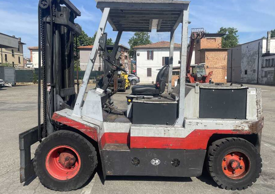 OM E 80 N - Elektroiekrāvējs: foto 2 OM E 80 N - Elektroiekrāvējs: foto 2