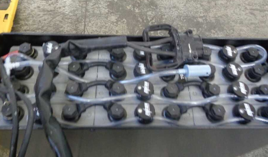 OM TL 18 AC (BATTERIA 2019) - Rokas palešu ratiņi: foto 3 OM TL 18 AC (BATTERIA 2019) - Rokas palešu ratiņi: foto 3