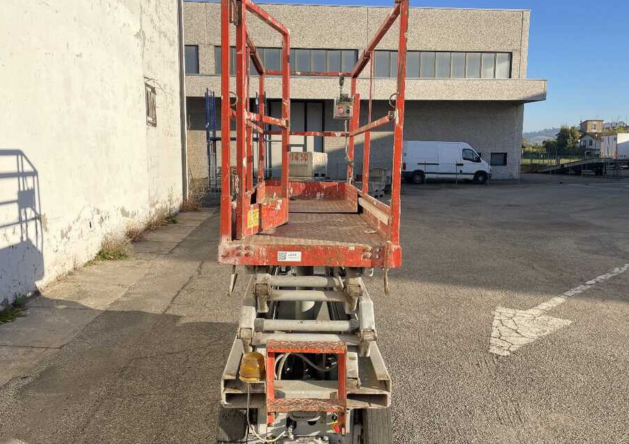 SKYJACK 3220 - Šķērveida pacēlājs: foto 3 SKYJACK 3220 - Šķērveida pacēlājs: foto 3