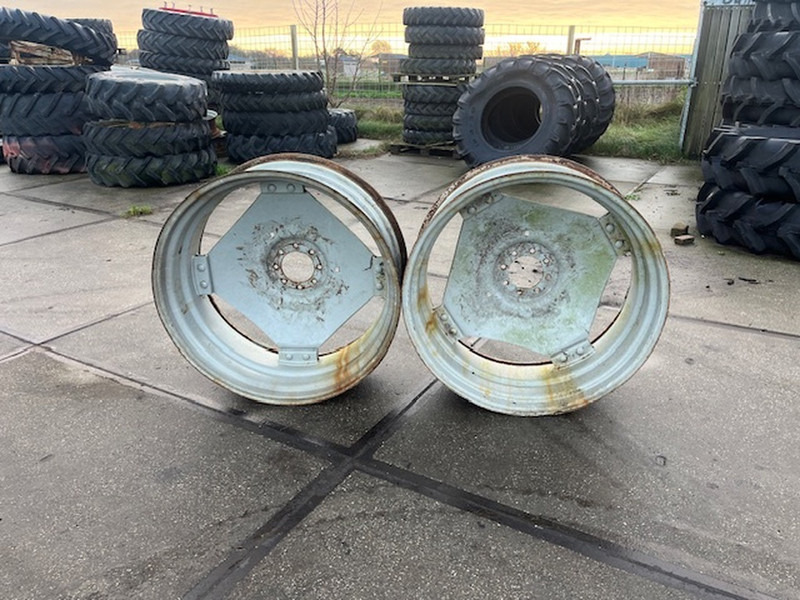 AGCO 15L38 - Riteņa disks: foto 4 AGCO 15L38 - Riteņa disks: foto 4