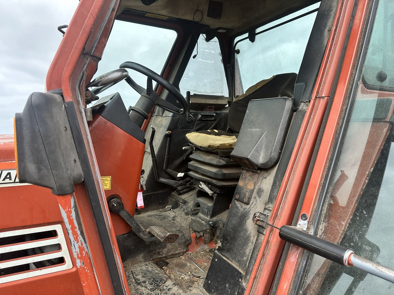 Fiat 100-90 DT - Traktors: foto 4 Fiat 100-90 DT - Traktors: foto 4