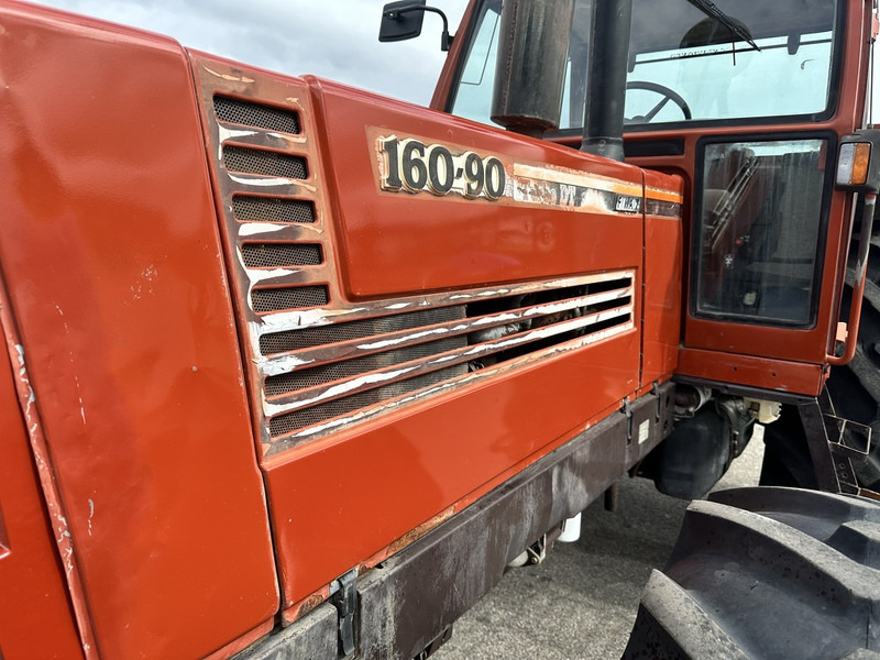 Fiat 160-90 DT - Traktors: foto 2 Fiat 160-90 DT - Traktors: foto 2