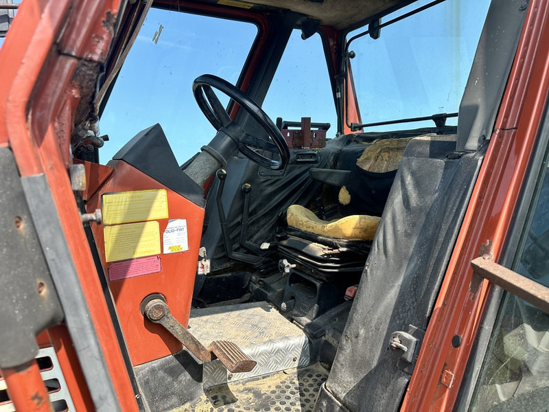 Fiat 90-90 DT - Traktors: foto 4 Fiat 90-90 DT - Traktors: foto 4