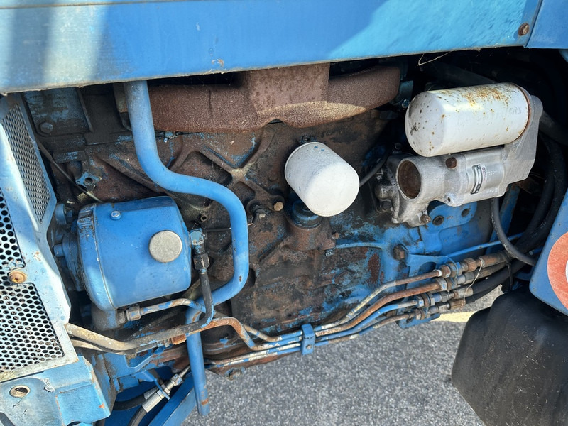 Traktors Ford 5110: foto 12