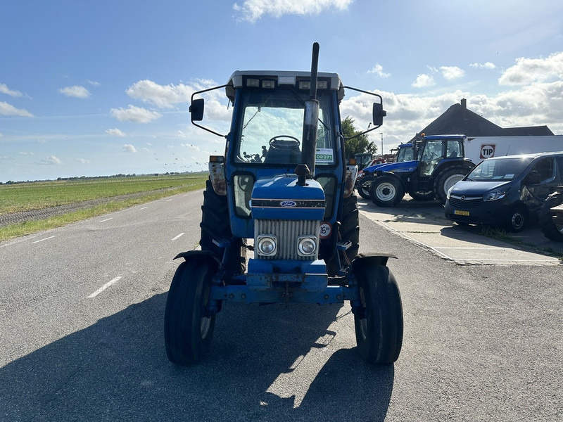 Ford 5110 - Traktors: foto 2 Ford 5110 - Traktors: foto 2