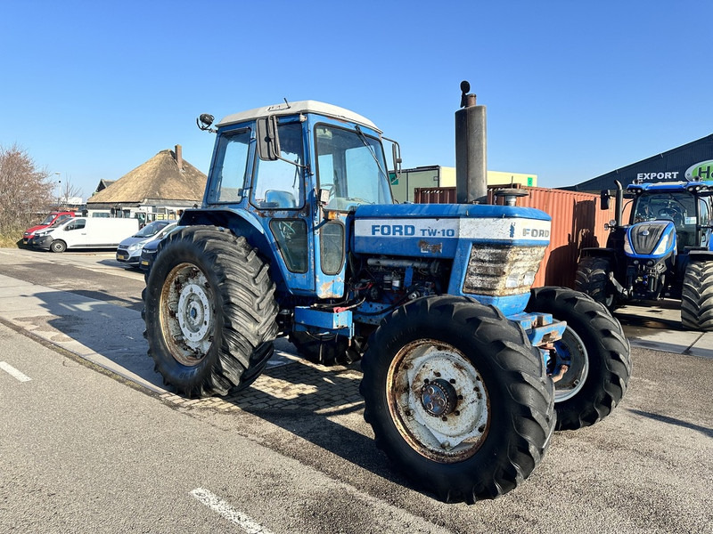 Ford TW-10 - Traktors: foto 3 Ford TW-10 - Traktors: foto 3