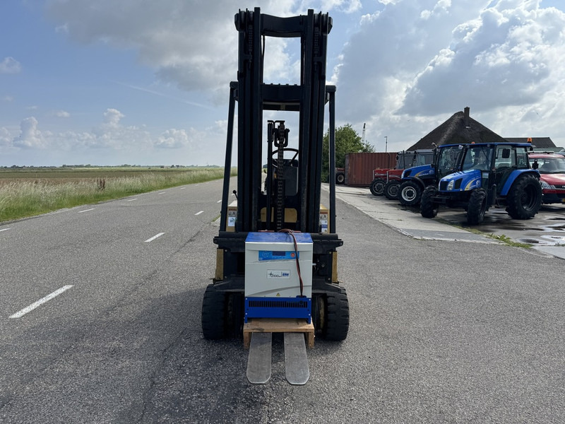 Hyster E2.50XL - Elektroiekrāvējs: foto 2 Hyster E2.50XL - Elektroiekrāvējs: foto 2