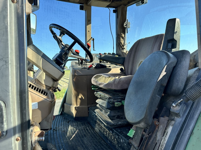 John Deere 6400 - Traktors: foto 4 John Deere 6400 - Traktors: foto 4