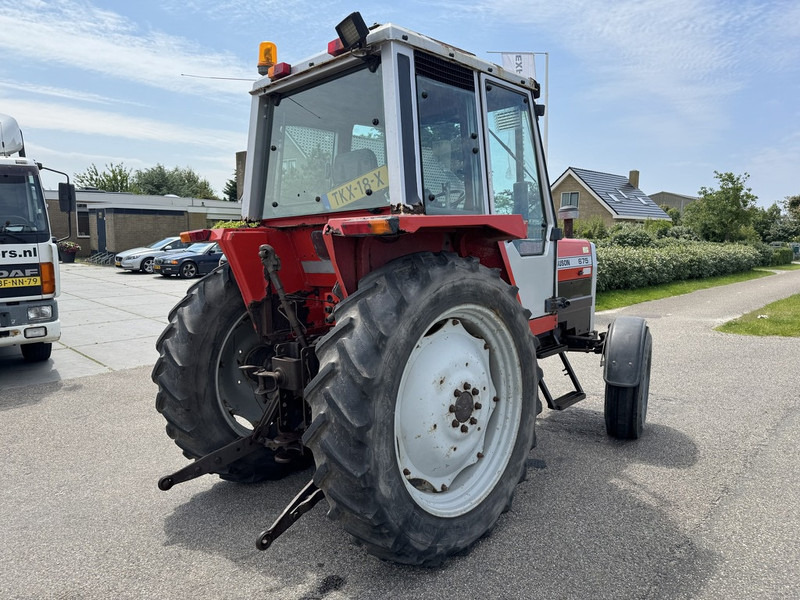 Traktors Massey Ferguson 675: foto 11