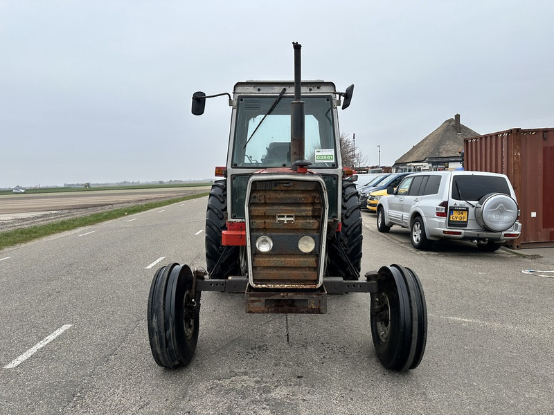 Massey Ferguson 698 - Traktors: foto 2 Massey Ferguson 698 - Traktors: foto 2