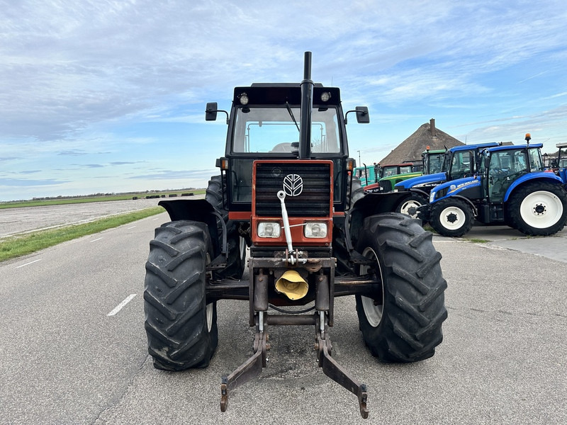 New Holland 180-90 DT - Traktors: foto 3 New Holland 180-90 DT - Traktors: foto 3