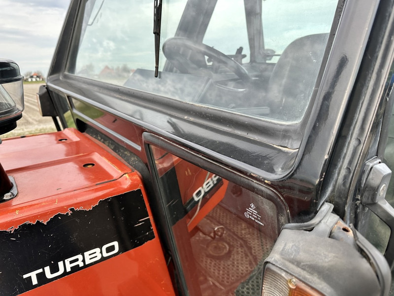 New Holland 180-90 DT - Traktors: foto 4 New Holland 180-90 DT - Traktors: foto 4