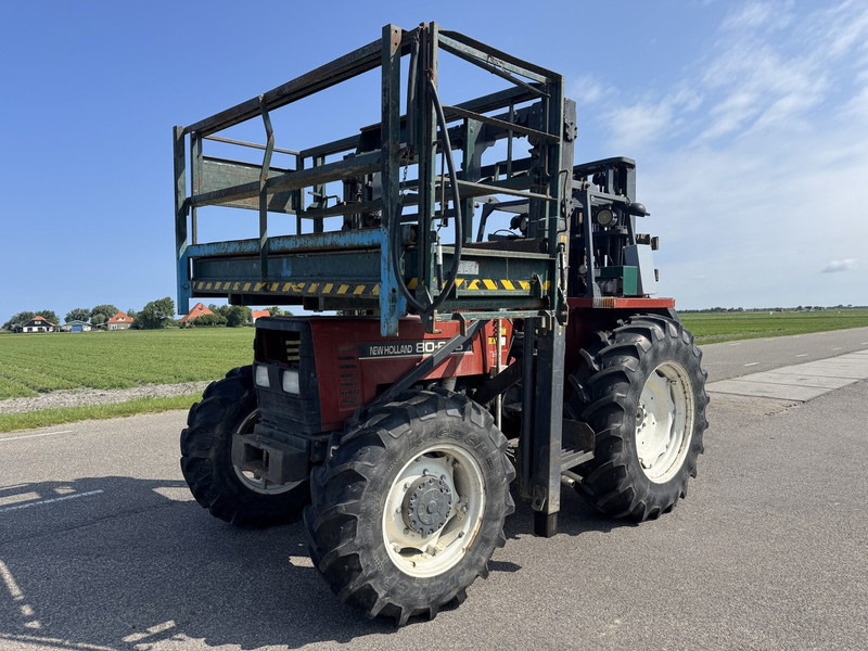 New Holland 80-66 DT - Traktors: foto 1 New Holland 80-66 DT - Traktors: foto 1