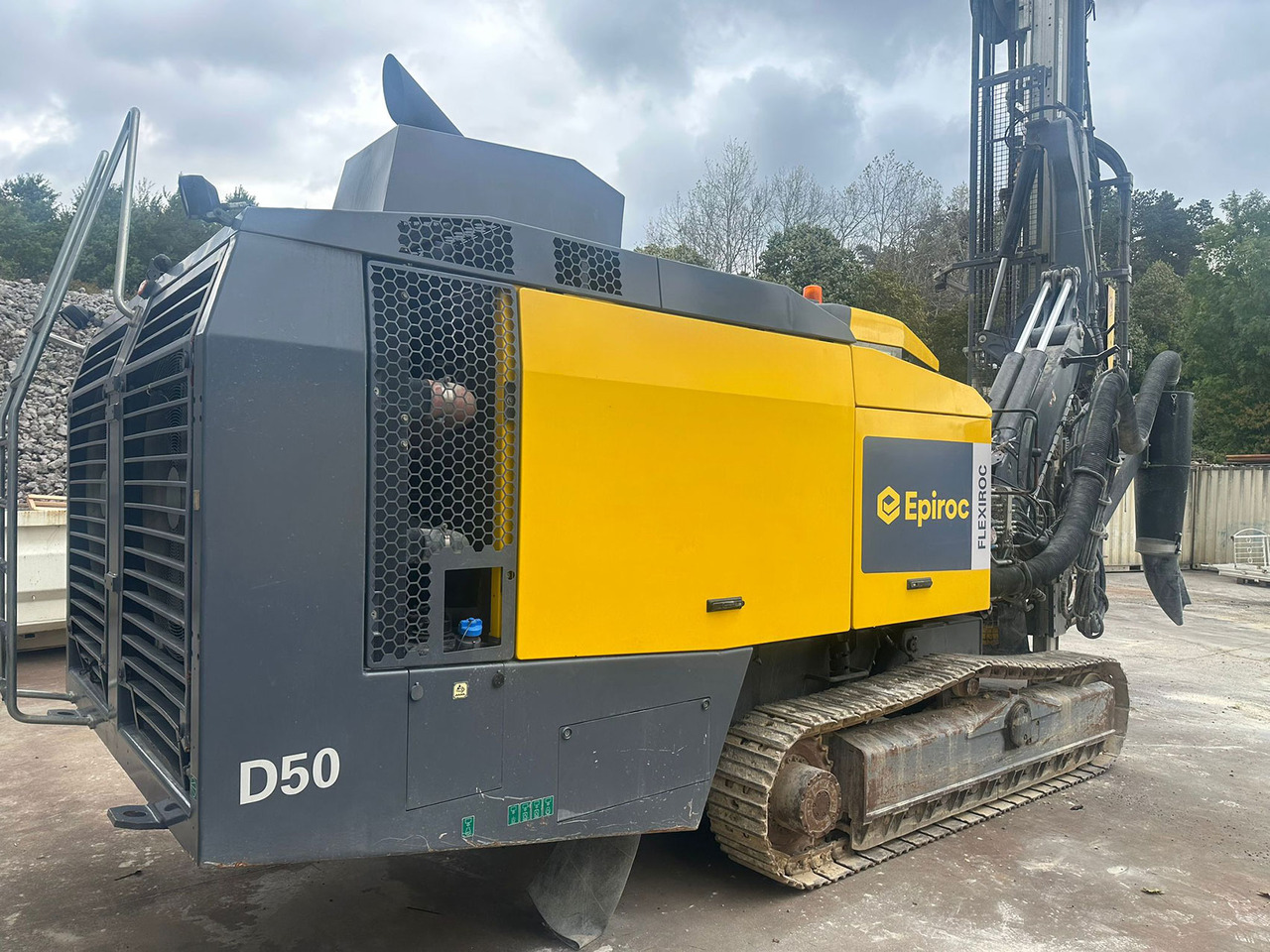 Atlas Copco (Epiroc) FlexiROC D50-10SF - Urbšanas mašīna: foto 5 Atlas Copco (Epiroc) FlexiROC D50-10SF - Urbšanas mašīna: foto 5